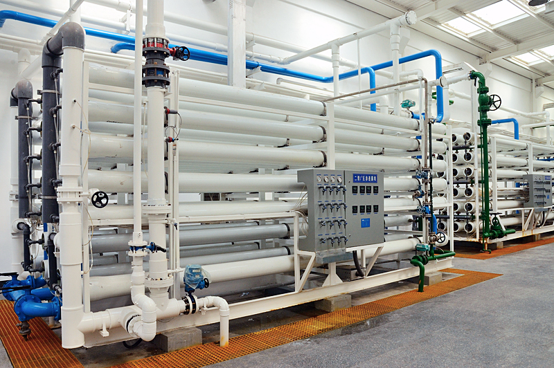 Industrial reverse osmosis RO membrane cleaning chemicals and water treatment solutions in Oman